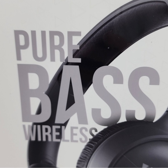 JBL TUNE 510 BT WIRELESS, BLUETOOTH HANDS FREE CALLS HEADSET - Picture 15 of 16